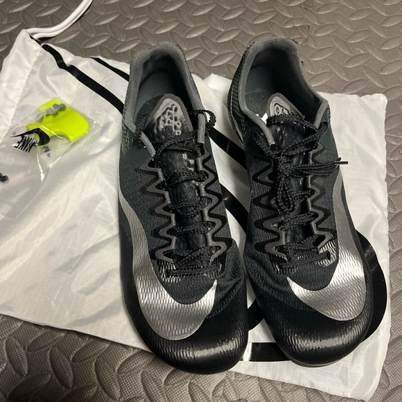 Nike Men’s Zoom Rival Sprinter Track Spikes Black Silver DC8753-001 NEW